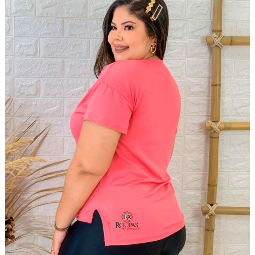 Blusa Feminina Plus Size Lisa Em Suede