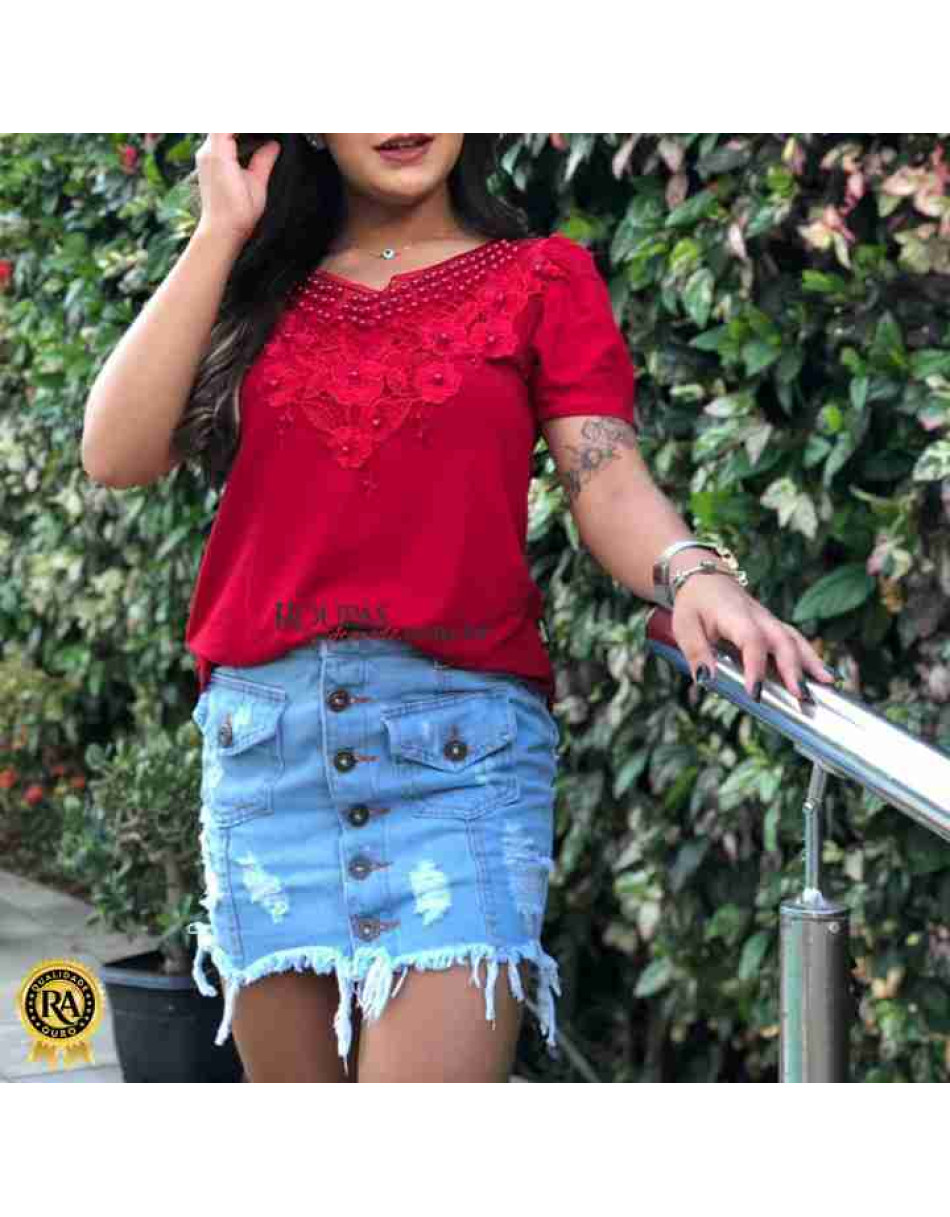 Blusas Com Pedraria e Aplicações